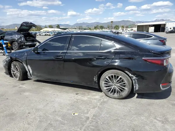 58ADA1C15RU051562 2024 LEXUS ES - Image 2
