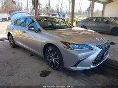 58ADA1C15SU056203 2025 LEXUS ES