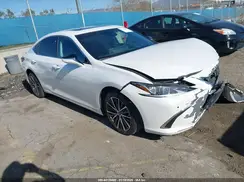 58ADA1C15SU056394 2025 LEXUS ES