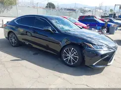 58ADA1C15SU064656 2025 LEXUS ES