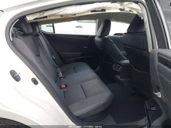 58ADA1C15SU077388 2025 LEXUS ES - Image 8