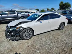 58ADA1C16MU002010 2021 LEXUS ES