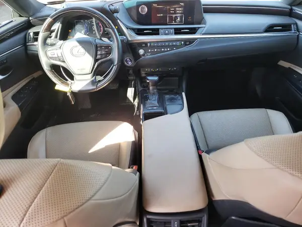 58ADA1C16MU012889 2021 LEXUS ES - Image 8