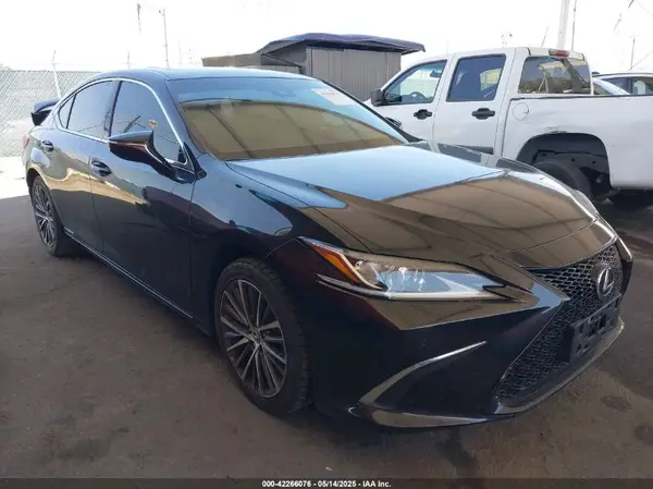 58ADA1C16NU025224 2022 LEXUS ES - Image 1