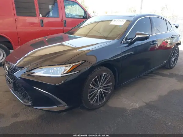 58ADA1C16NU025224 2022 LEXUS ES - Image 2