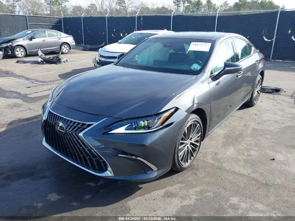 58ADA1C16PU034265 2023 LEXUS ES - Image 2