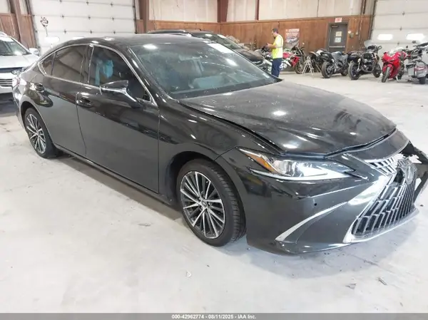 58ADA1C16PU035237 2023 LEXUS ES - Image 1