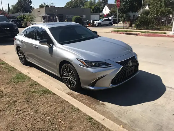 58ADA1C16PU036680 2023 LEXUS ES - Image 1