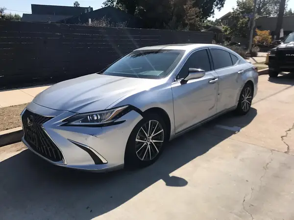 58ADA1C16PU036680 2023 LEXUS ES - Image 2