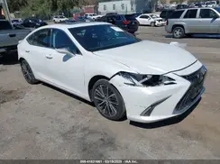 58ADA1C16RU039730 2024 LEXUS ES
