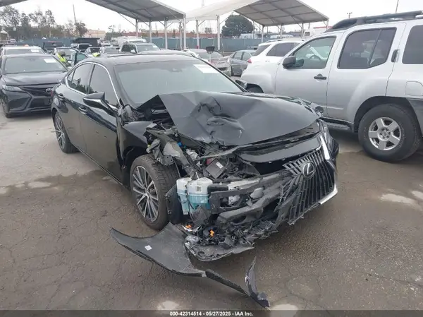 58ADA1C16RU039758 2024 LEXUS ES - Image 1