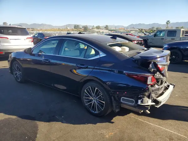 58ADA1C16RU040635 2024 LEXUS ES - Image 2