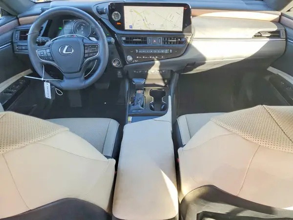58ADA1C16RU040635 2024 LEXUS ES - Image 8