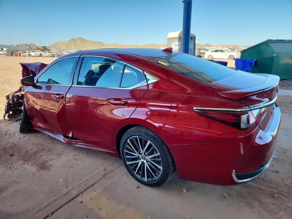 58ADA1C16RU042899 2024 LEXUS ES - Image 2