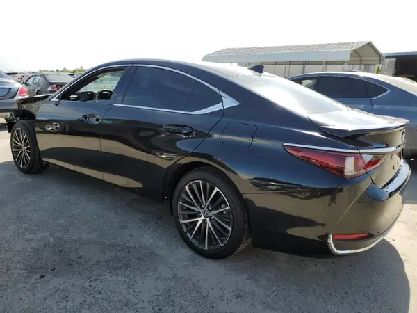 58ADA1C16RU047309 2024 LEXUS ES - Image 2