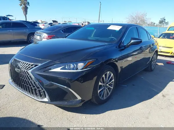 58ADA1C16RU050047 2024 LEXUS ES - Image 2