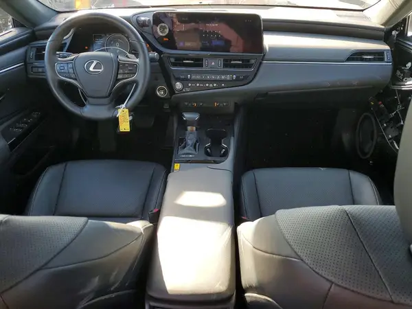 58ADA1C16SU054881 2025 LEXUS ES - Image 8