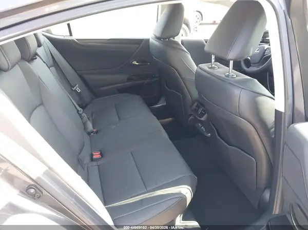 58ADA1C16SU058753 2025 LEXUS ES - Image 8