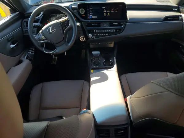 58ADA1C16SU064505 2025 LEXUS ES - Image 8