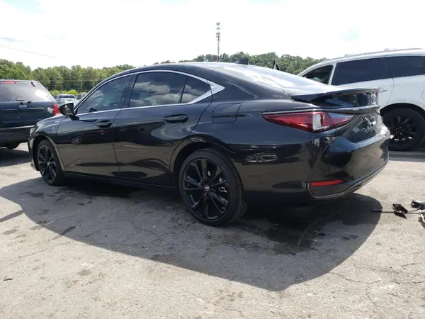 58ADA1C16SU067629 2025 LEXUS ES - Image 2