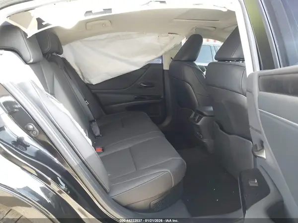 58ADA1C16SU069817 2025 LEXUS ES - Image 8