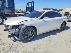 58ADA1C16SU070837 2025 LEXUS ES