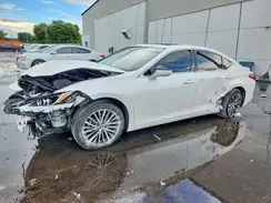 58ADA1C16SU072619 2025 LEXUS ES