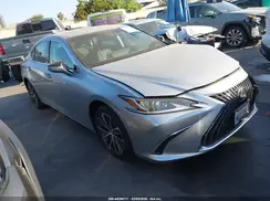 58ADA1C16SU075617 2025 LEXUS ES