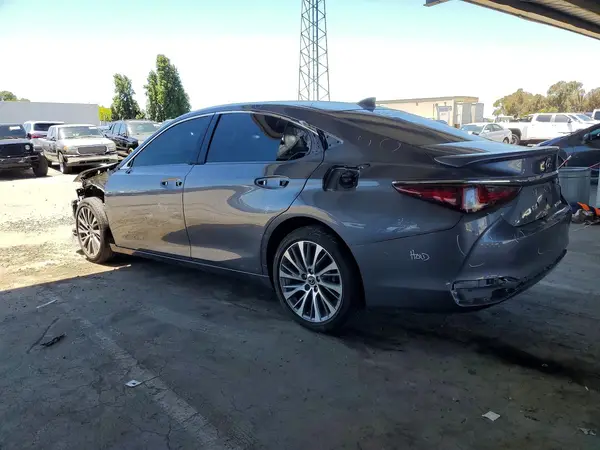 58ADA1C17MU002176 2021 LEXUS ES - Image 2