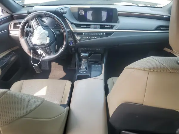 58ADA1C17MU003473 2021 LEXUS ES - Image 8