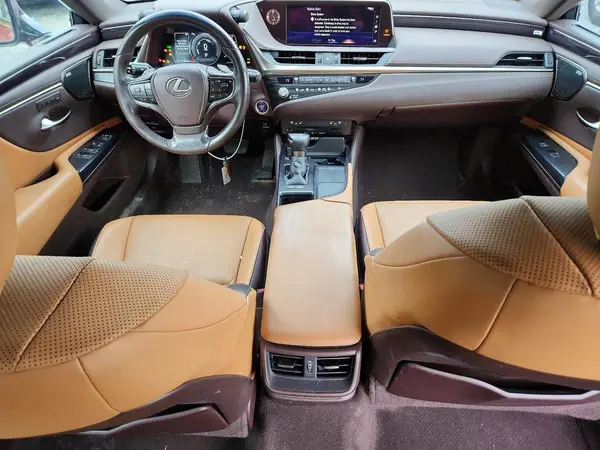 58ADA1C17MU006485 2021 LEXUS ES - Image 8