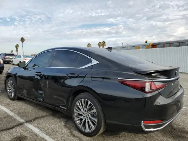 58ADA1C17MU010116 2021 LEXUS ES - Image 2