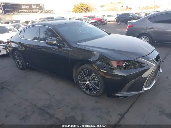 58ADA1C17NU020436 2022 LEXUS ES - Image 1