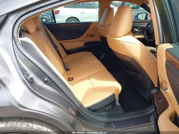 58ADA1C17PU027891 2023 LEXUS ES - Image 8