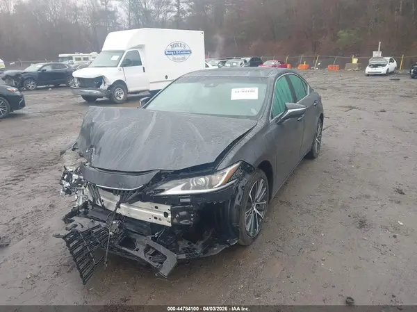 58ADA1C17PU035814 2023 LEXUS ES - Image 2