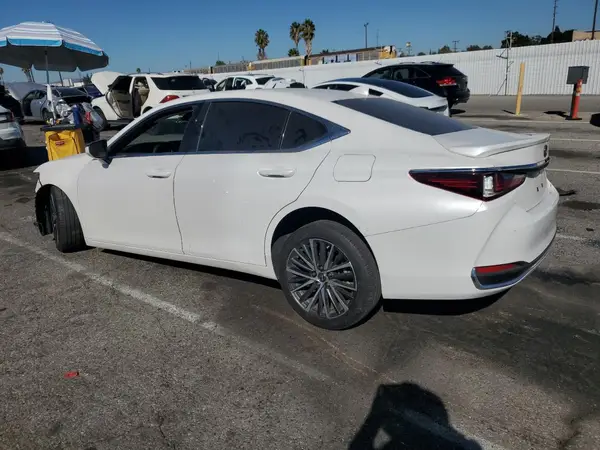 58ADA1C17RU037727 2024 LEXUS ES - Image 2