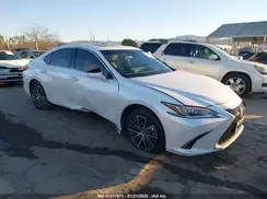 58ADA1C17RU040546 2024 LEXUS ES