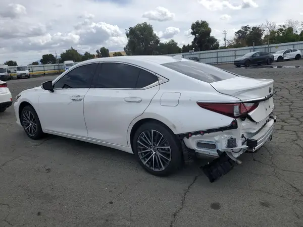 58ADA1C17RU048548 2024 LEXUS ES - Image 2