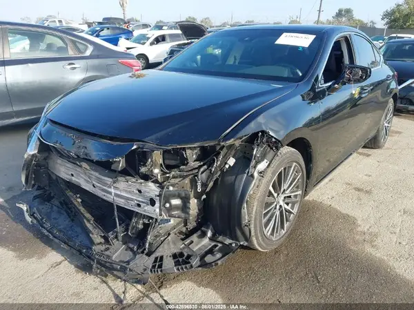 58ADA1C17RU050218 2024 LEXUS ES - Image 2