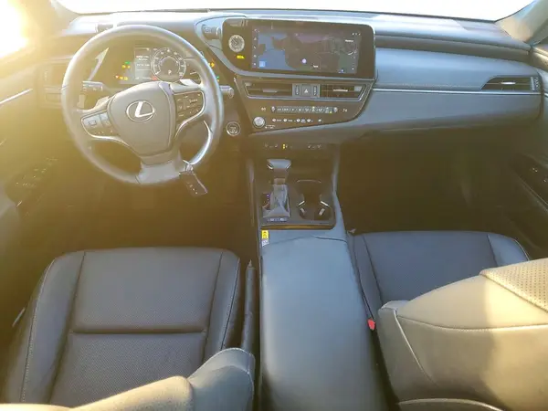 58ADA1C17RU050767 2024 LEXUS ES - Image 8
