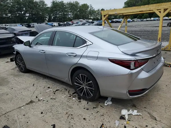 58ADA1C17RU051885 2024 LEXUS ES - Image 2