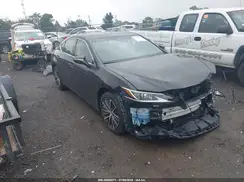 58ADA1C17RU052518 2024 LEXUS ES