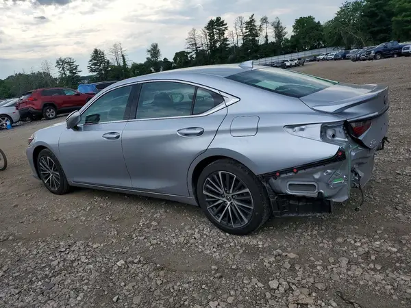 58ADA1C17RU052633 2024 LEXUS ES - Image 2