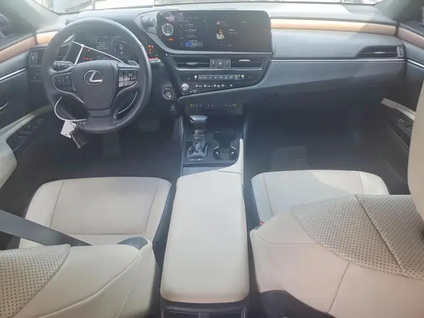 58ADA1C17SU054551 2025 LEXUS ES - Image 8