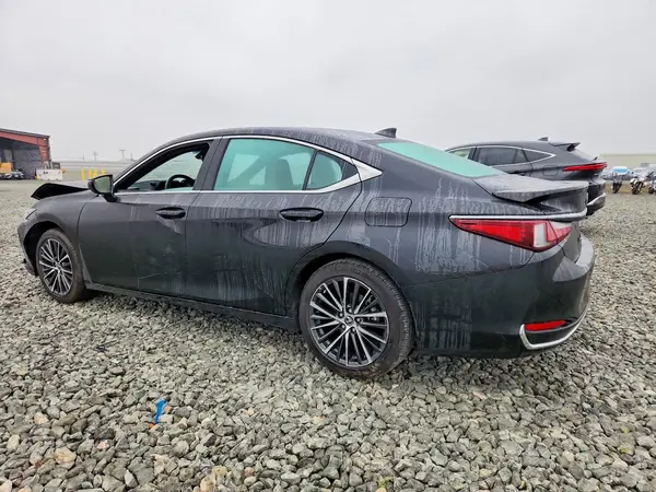 58ADA1C17SU054730 2025 LEXUS ES - Image 2
