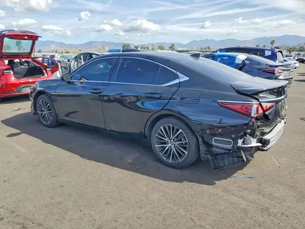58ADA1C17SU060625 2025 LEXUS ES - Image 2
