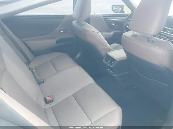 58ADA1C17SU063234 2025 LEXUS ES - Image 8