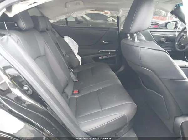 58ADA1C17SU063878 2025 LEXUS ES - Image 8