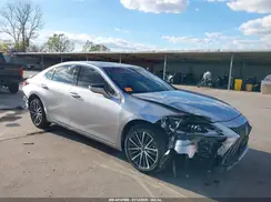 58ADA1C17SU072855 2025 LEXUS ES
