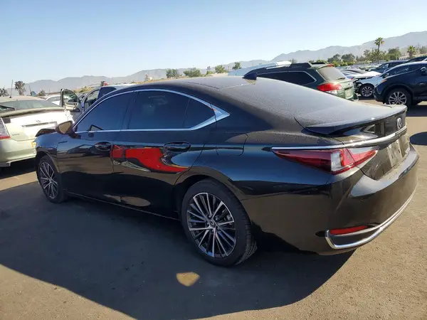 58ADA1C17SU074539 2025 LEXUS ES - Image 2